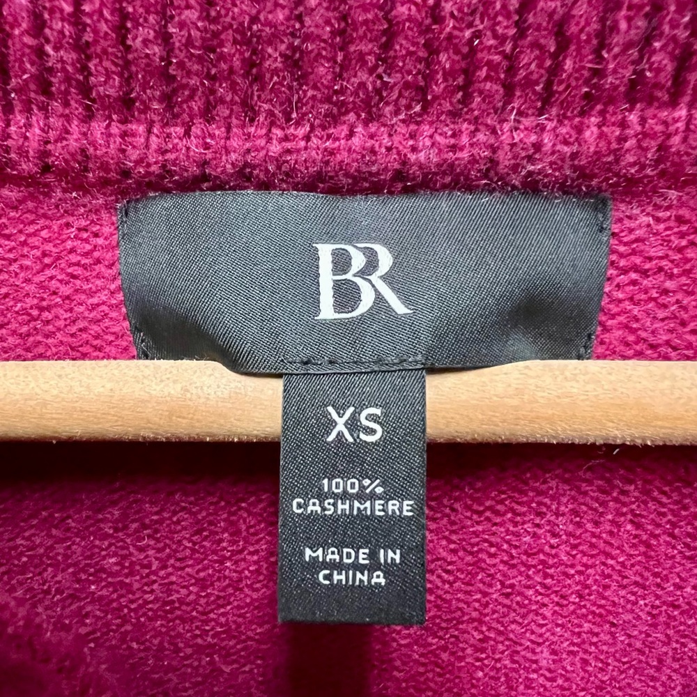 Banana Republic Cashmere Sweater in Fuchsia